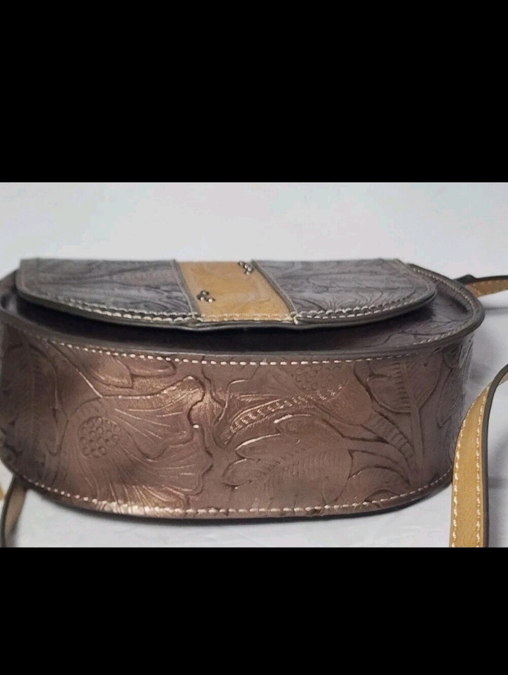 NWT Tony Lama Crossbody Purse Western Tooled 2 Tone Brown Brown Tan Saddle Bag - Picture 7 of 9